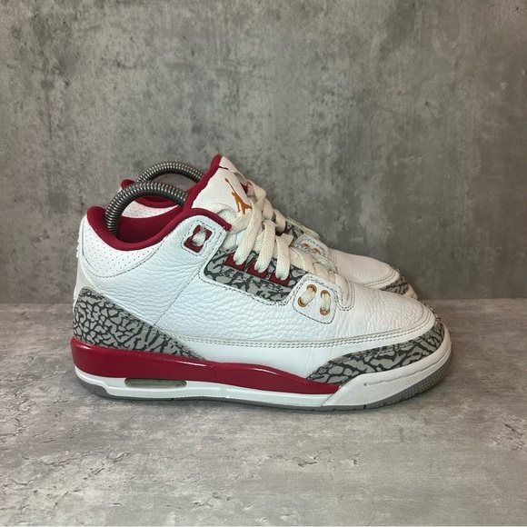 Nike Air Jordan 3 Retro 'Cardinal' Sneakers 398614-126 Womens sz 6.5 - red/white - Picture 1 of 6